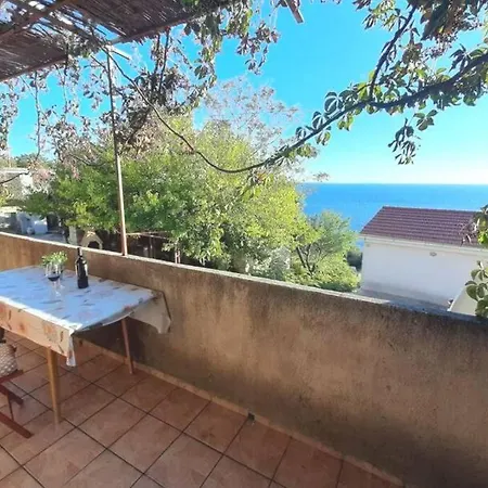 Toni - Lavanda Apartmán